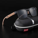 Óculos Barcur com Hastes de Madeira de Nogueira